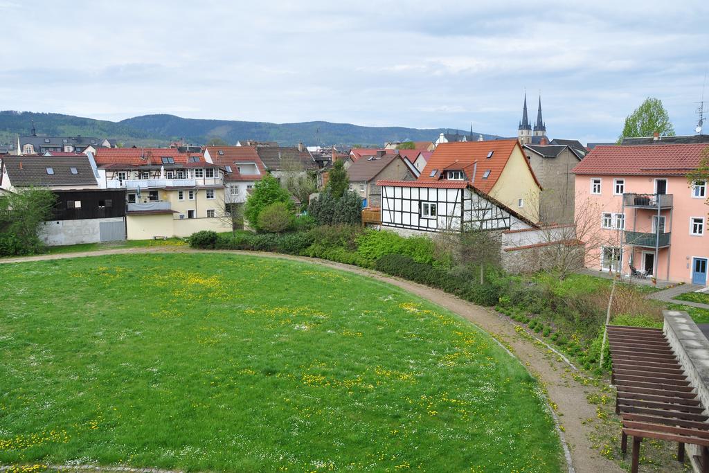 Hotel Am Hohen Schwarm Saalfeld Saale Exterior foto