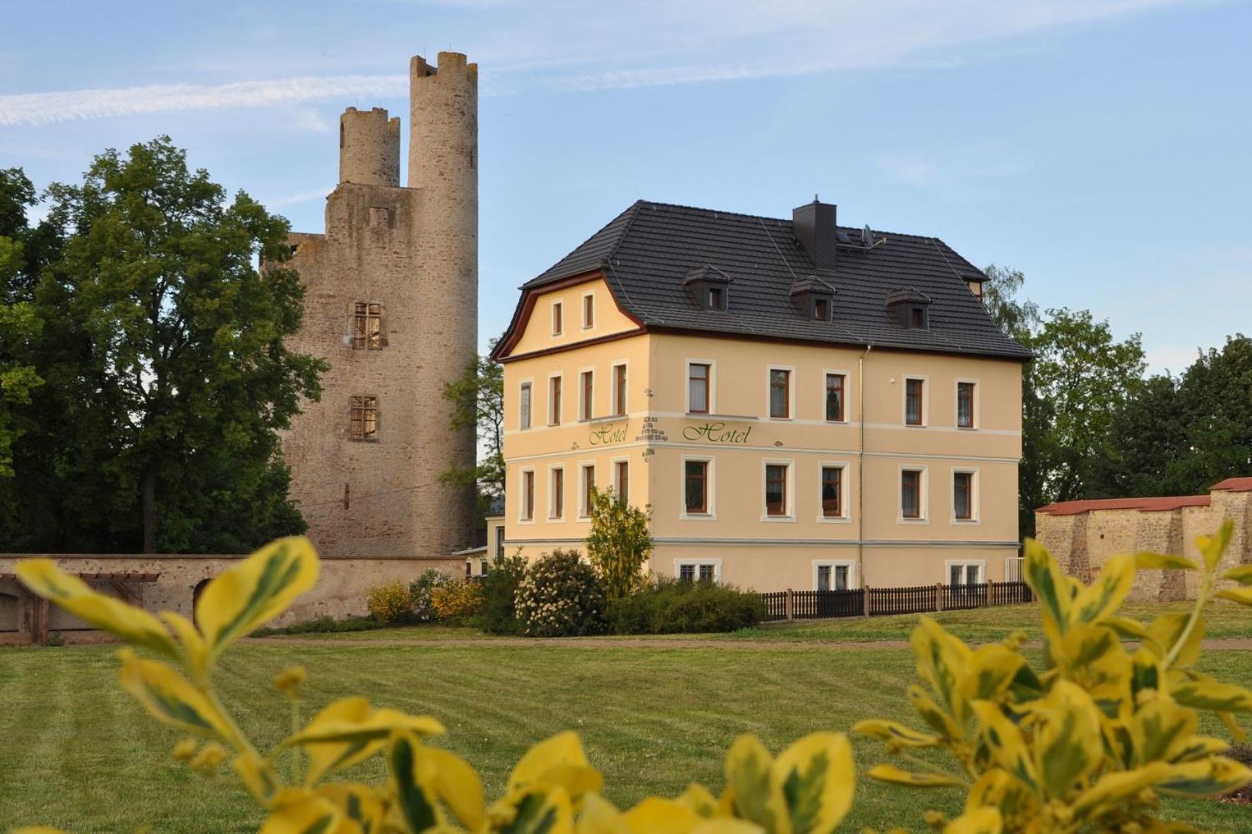 Hotel Am Hohen Schwarm Saalfeld Saale Exterior foto